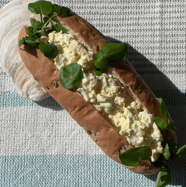 The Eggy - Sub